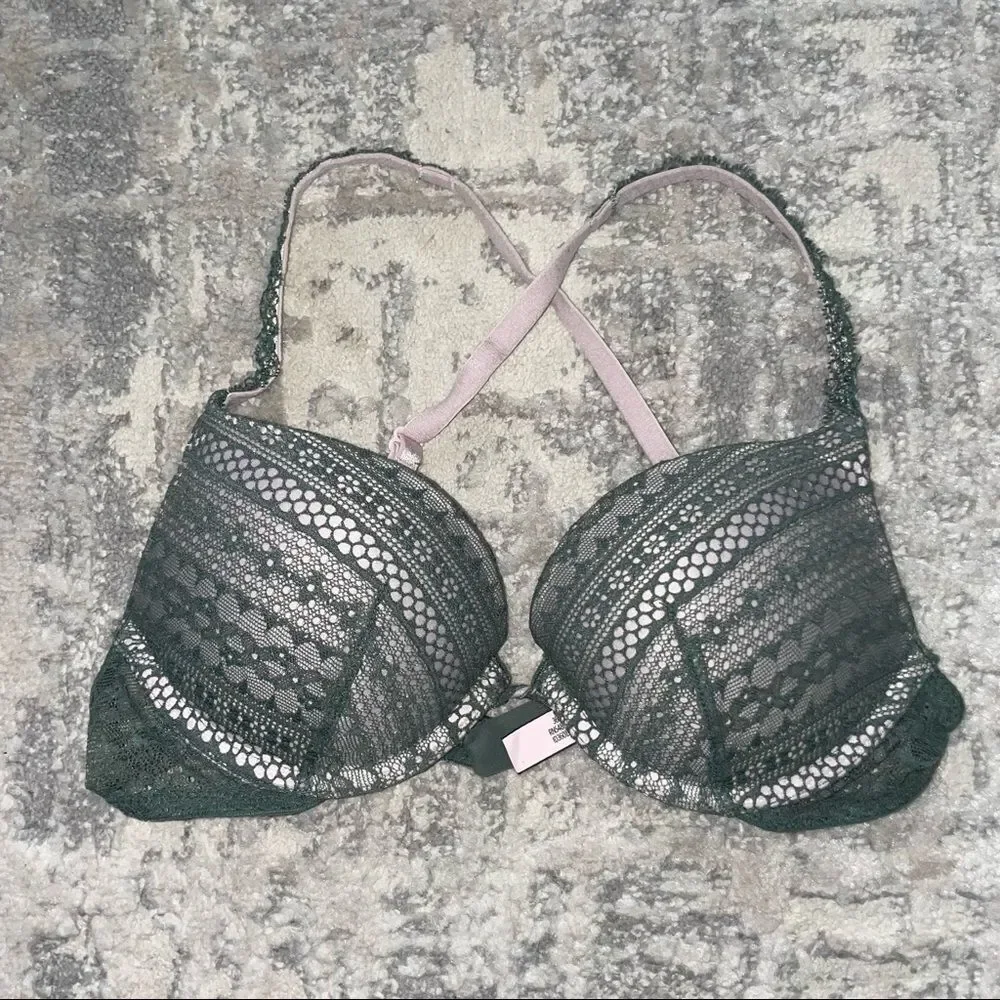 🚨 3 for $25 - VICTORIA’S Secret Push Up Bra